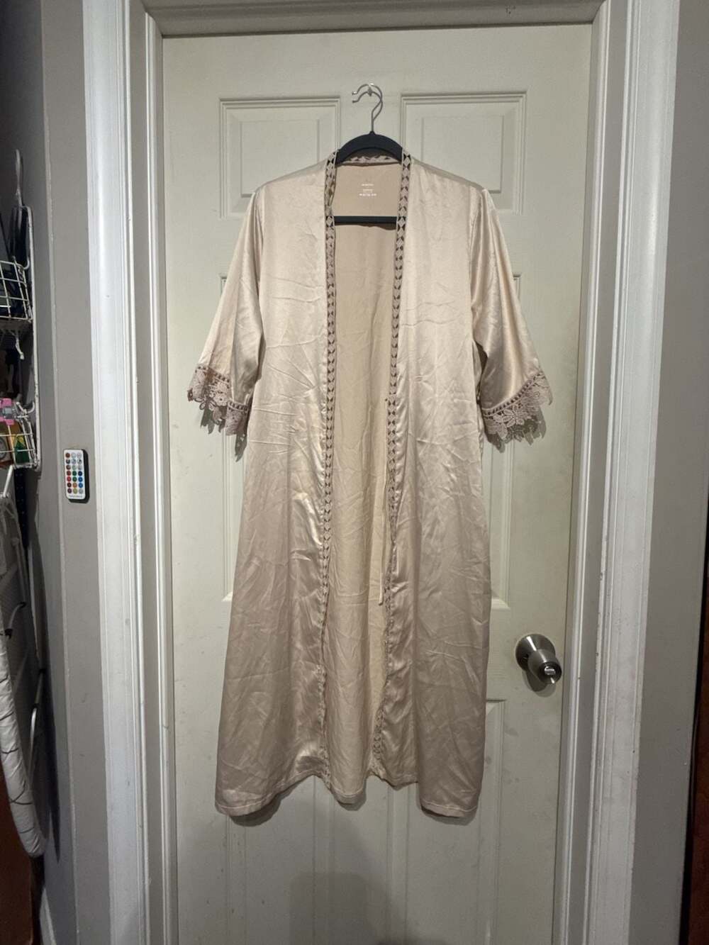 AW.Bridal Robe S Champagne Satin Lace Trim Kimono Long